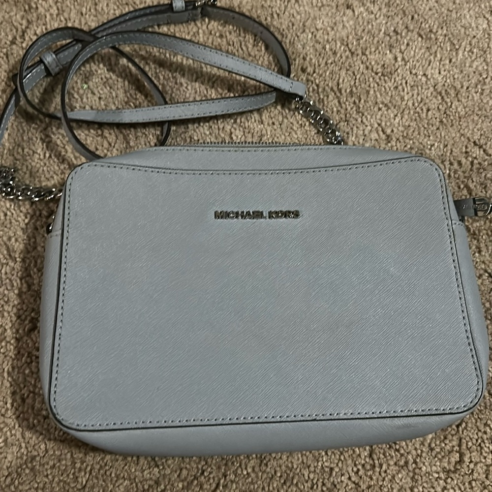 Michael Kors Light Gray Jetset Crossbody